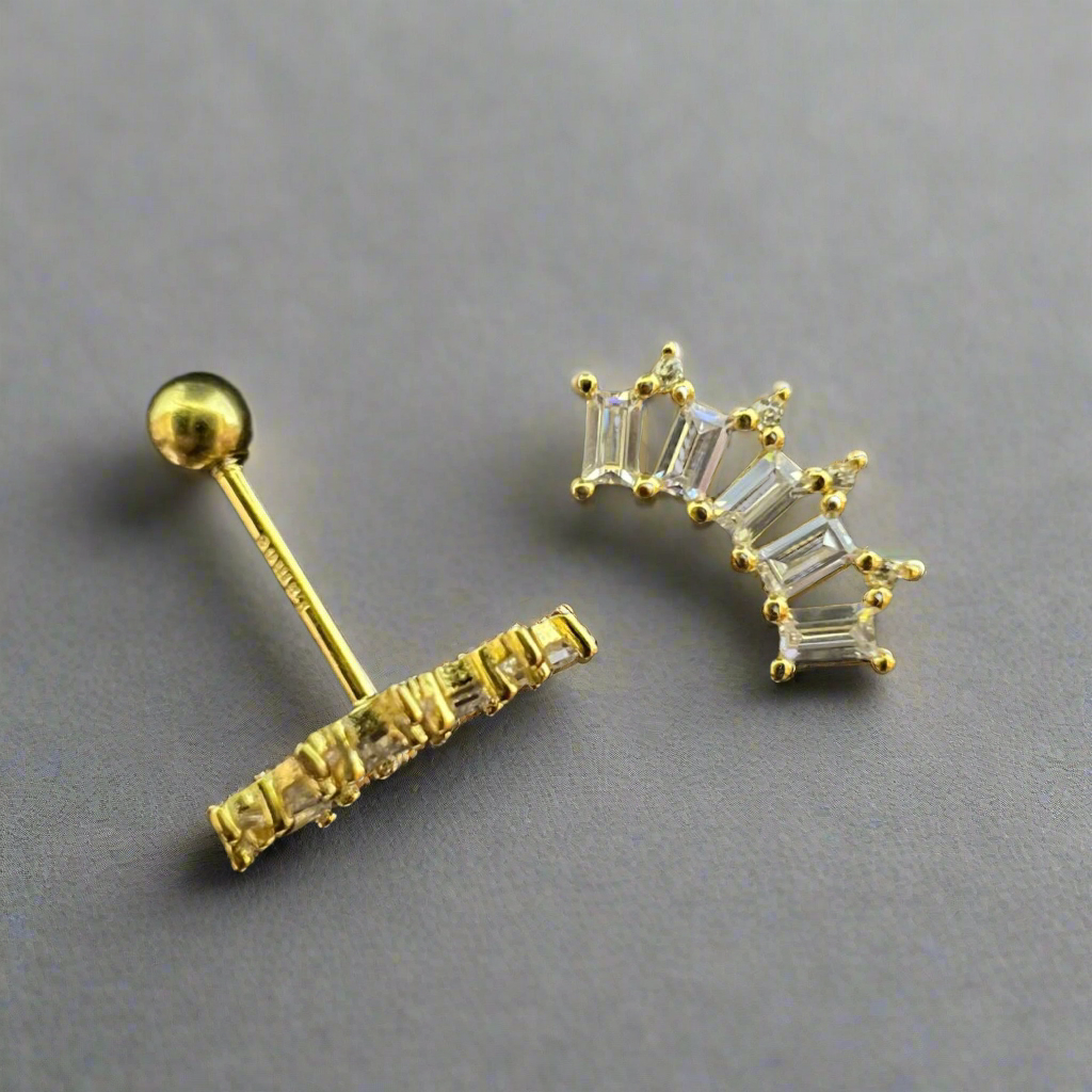 Single 5 Stones Crown Helix Ear Piercing