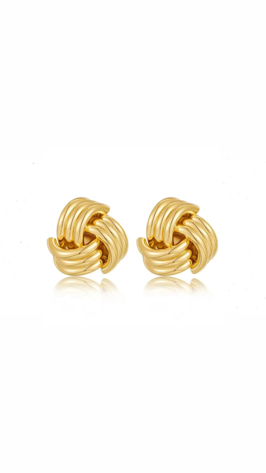 Knot Design Lobe Winter Earring