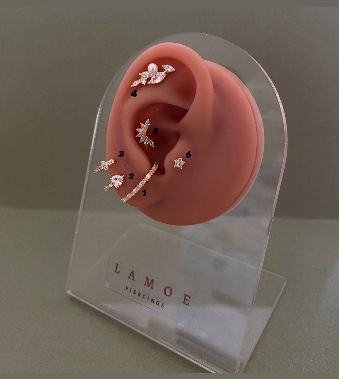 Single S925 7 Stones Arc Helix Ear Piercing