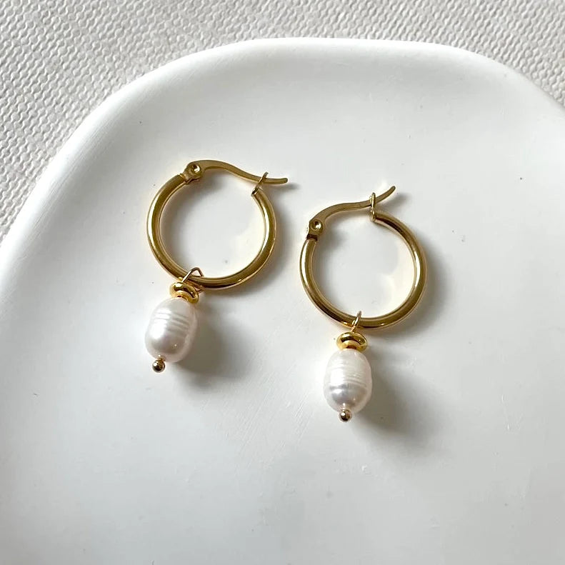 Hoop Hanging Pearl Winter Earring