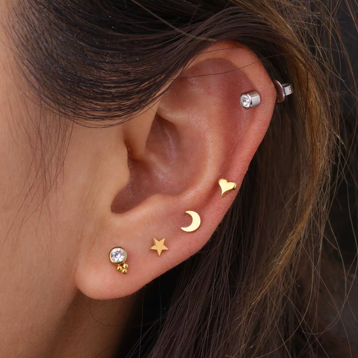 Single S925 Crescent Moon Ear Piercing