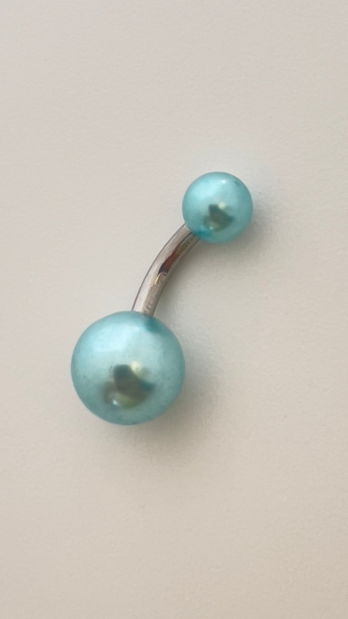 Pearl Short Axe Basic Ball Belly Ring