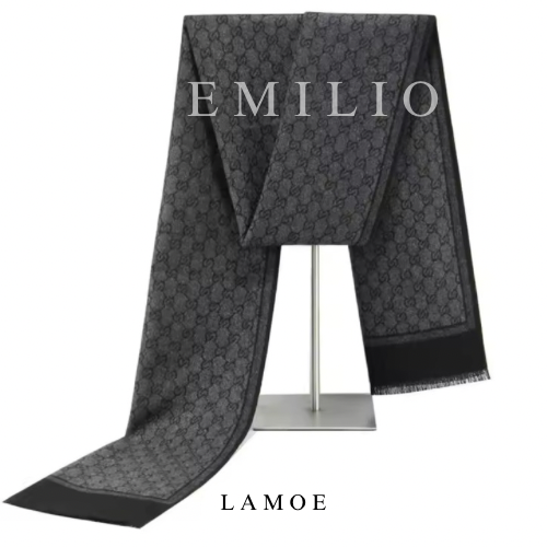 EMILIO Scarf