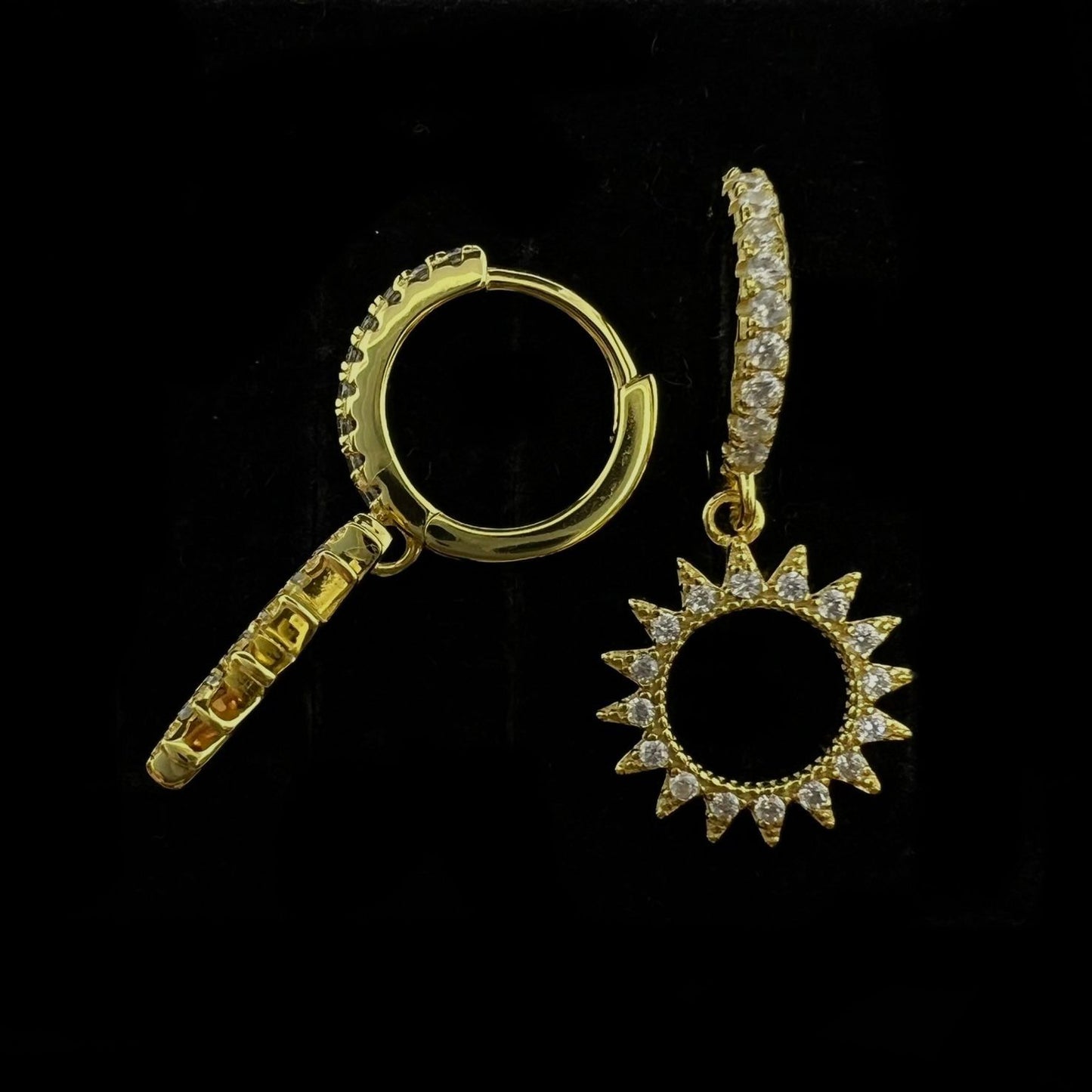 Hoop Hanging Sun Lobe Ear Piercing