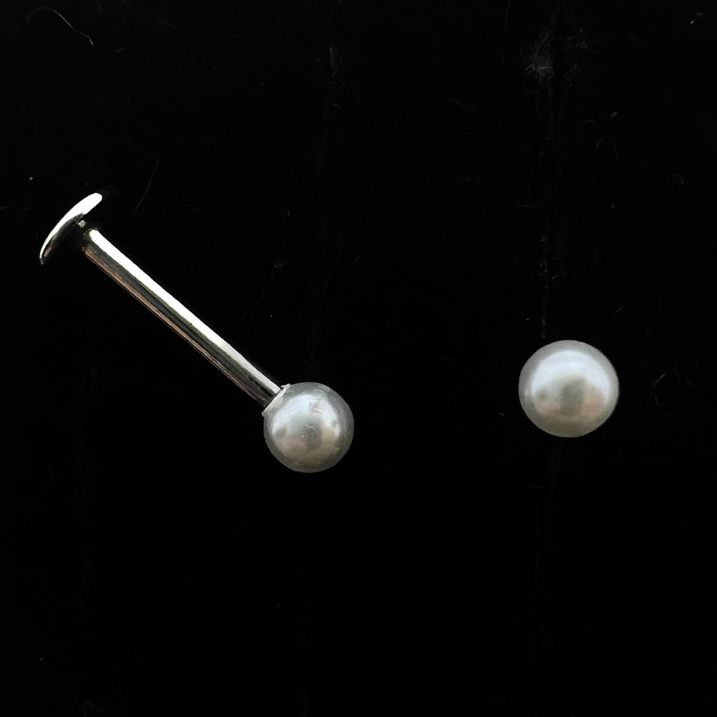 Pearl Flatback Ear Piercing