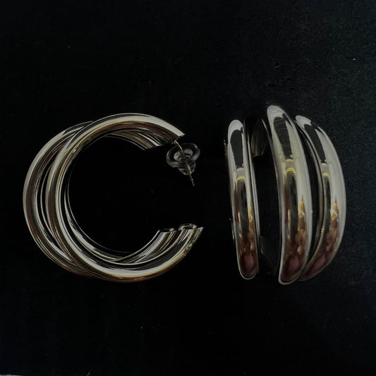 3  Connecting Hoops Winter Earring