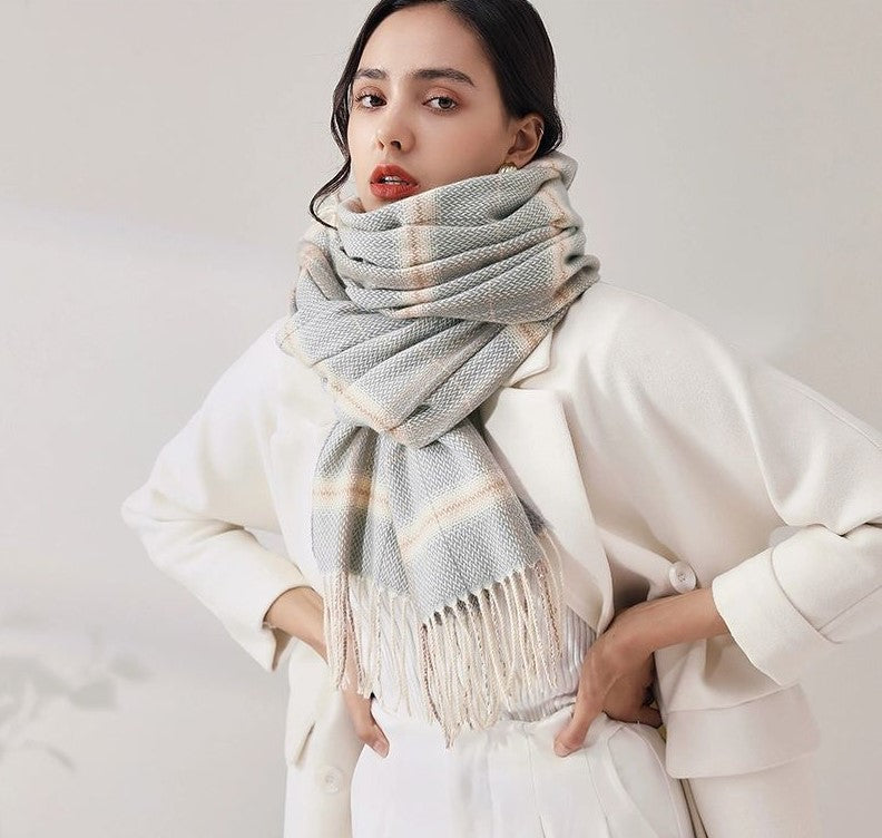 BEHTAN Grey Winter Scarf